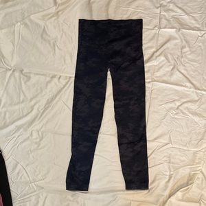 Spanx Camouflage Legging | Large |